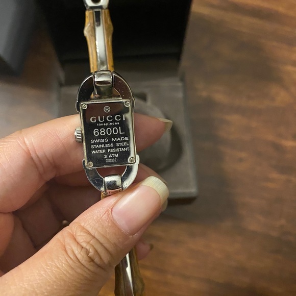 Gucci Watch - Picture 9 of 10